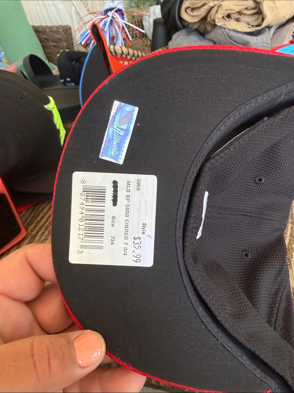 Cincinnati Reds hat - Picture 2 of 4